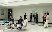 农业银行到我校开展"服务进校园"活动